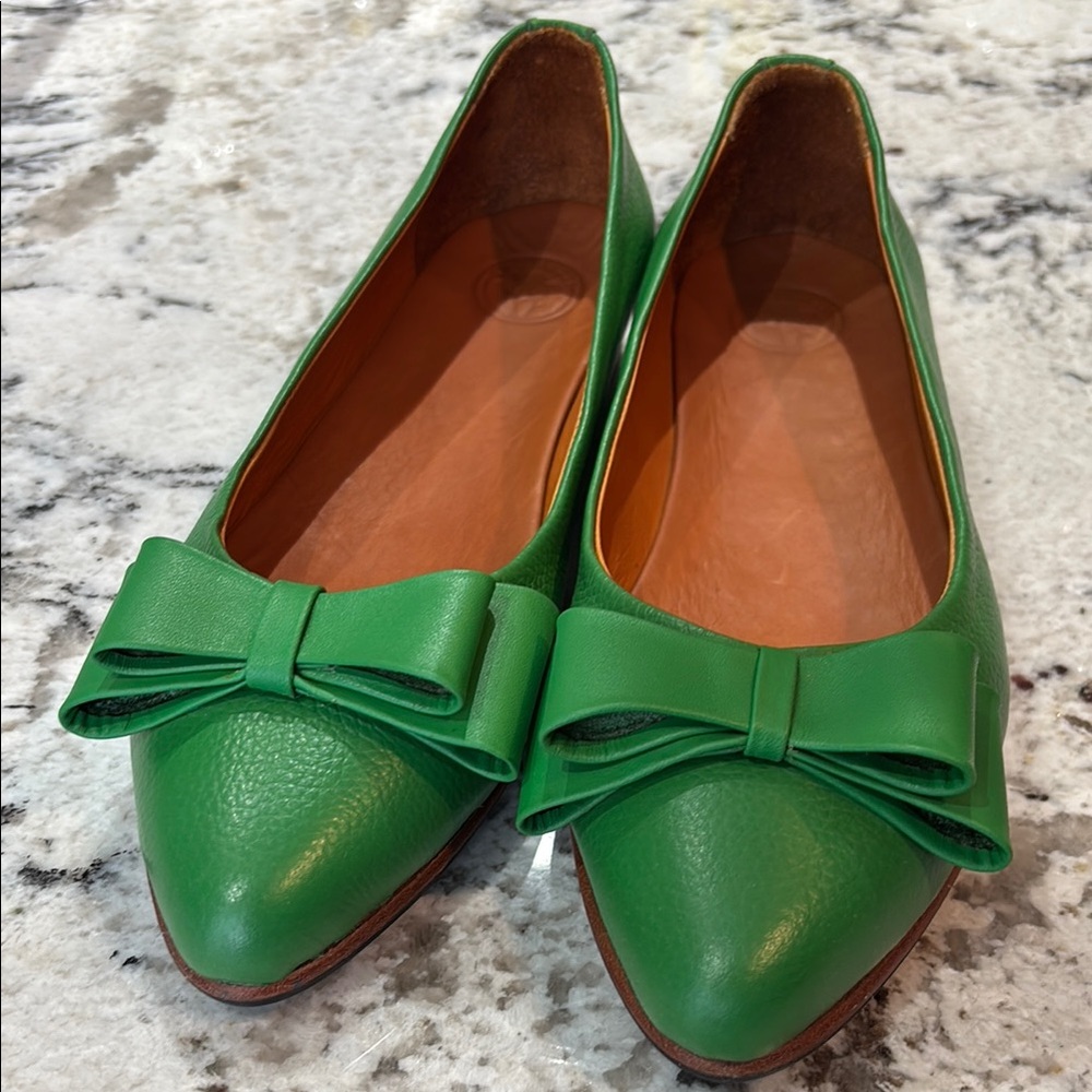 Genuine Leather Flats with Bow - Picture 7 of 15